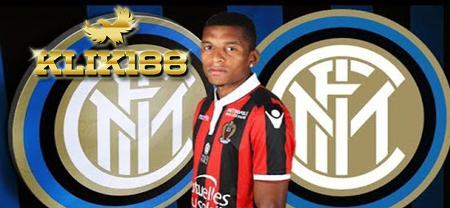 Bek Kiri Nice Tinggal Jalani Tes Medis Bersama Inter Milan