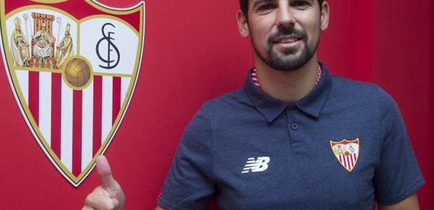 Sevilla Resmi Pulangkan Jesus Navas Dari Manchester City