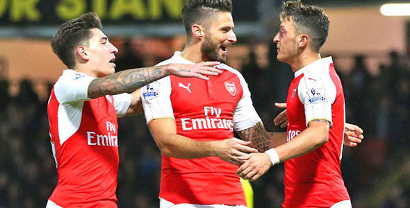Bellerin Senang Dengan Keputusan Oezil Bertahan di Arsenal